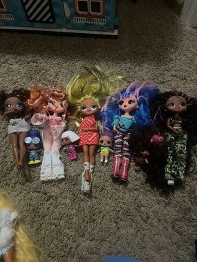 L.O.L. Surprise! Dolls Set with Yellow, Blue, Pink, Orange, Brown & Black Hair